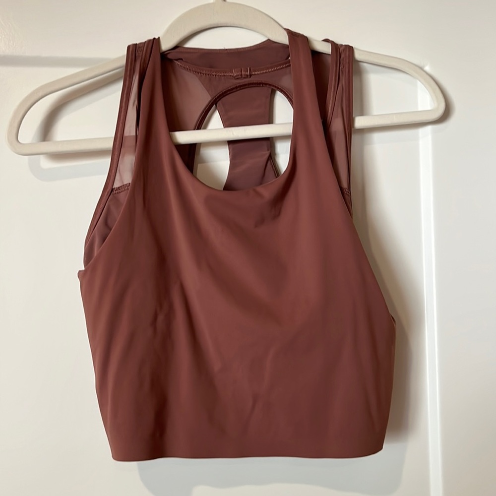 Lululemon built-in bra crop top